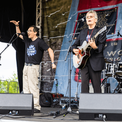 Daniel and Gerry performing on stage at the Horizon Stage at Bethel Woods Center for The Arts